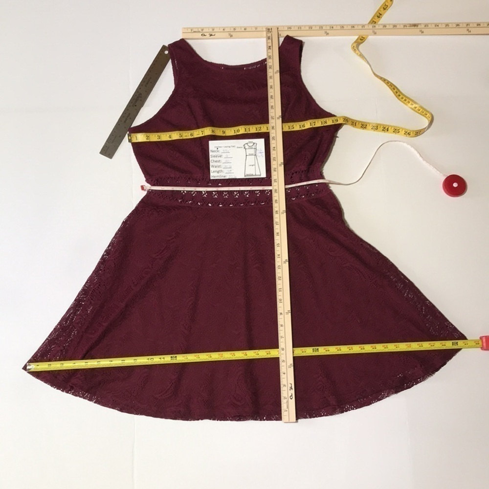 RUE21 Burgundy Lace Cut Out (Waist & Back) Skater Dress w/Side Zipper—Sz XL - Picture 13 of 13